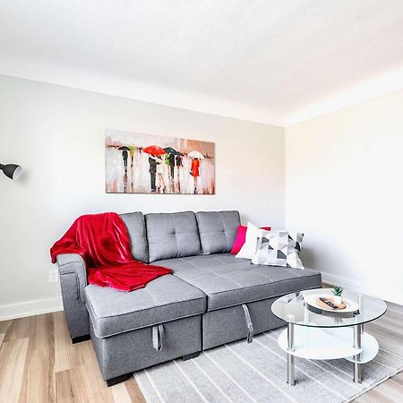 Modern Apartment In Corktown Hamilton Sleeps 4 外观 照片