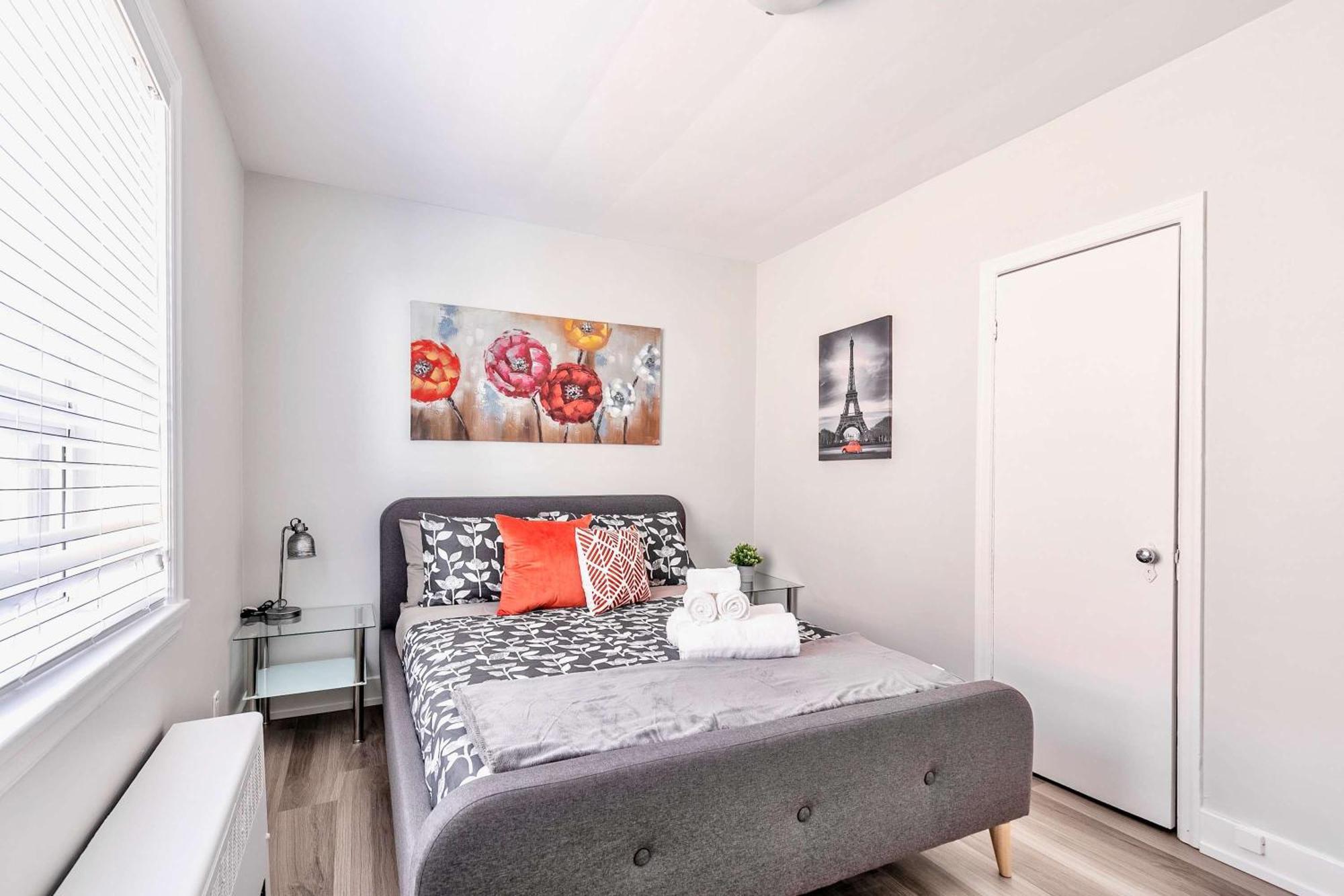 Modern Apartment In Corktown Hamilton Sleeps 4 外观 照片